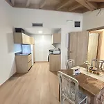 5 Sentidos Apartment Grado