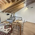 Apartment 5 Sentidos *